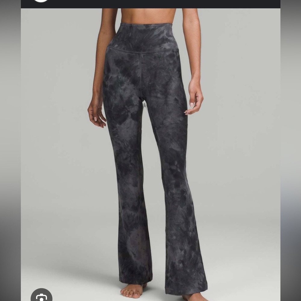 Groove Super-High-Rise Flared Pant Nulu